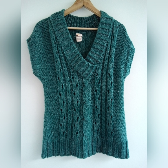Mudd Sweaters - Mudd Teal Cable Knit V-Neck Sweater Vest - Size Large